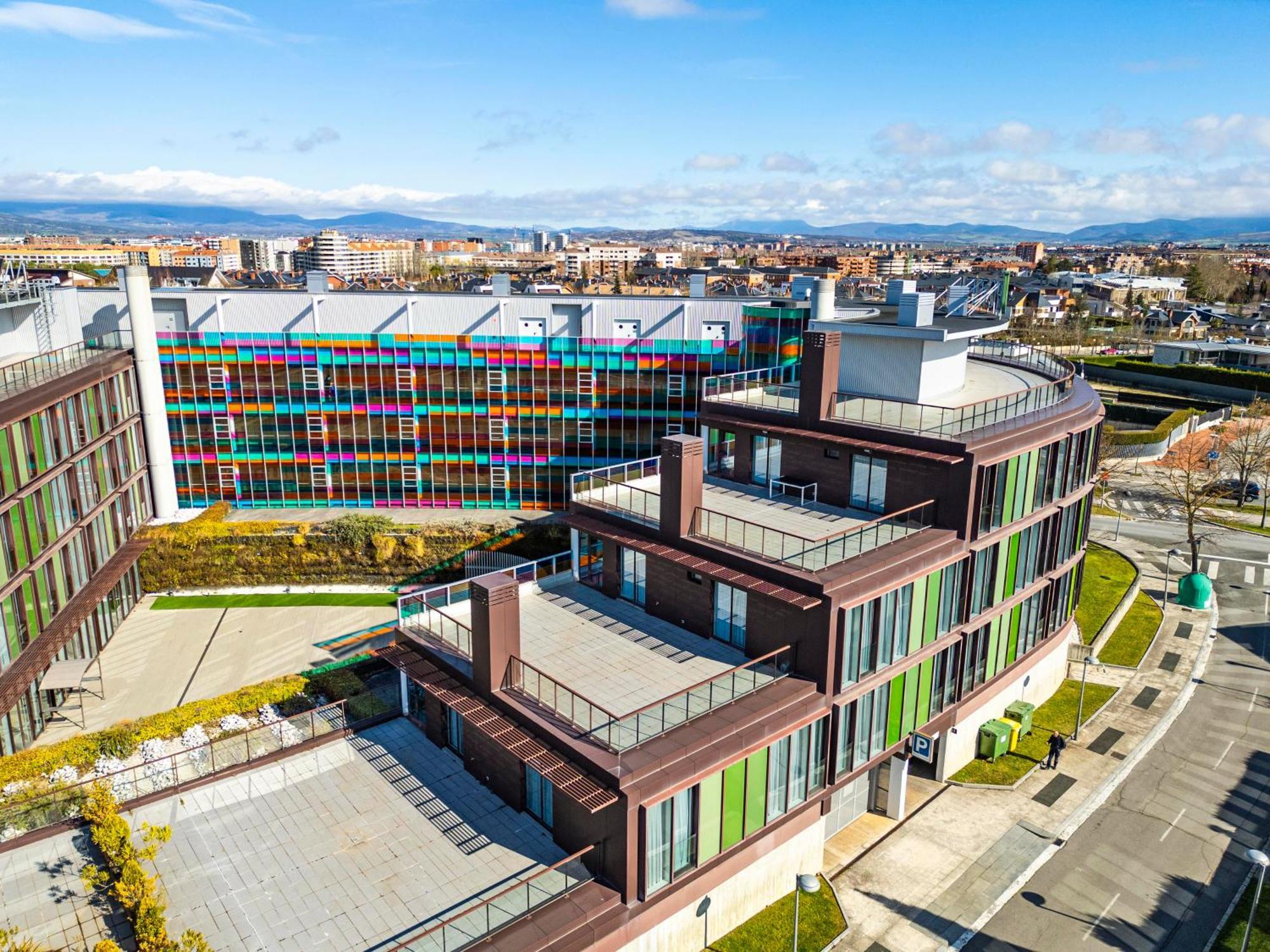 Hotel Jardines De Uleta Suites Vitoria-Gasteiz Exterior foto